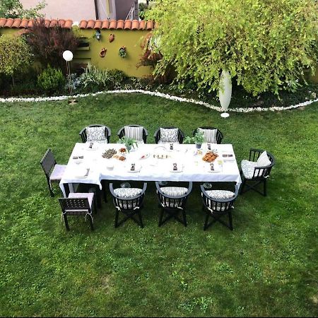 Lux Garden Home D Kumanovo Exterior foto