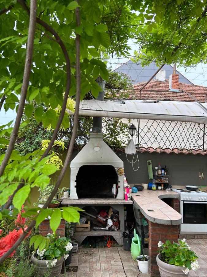 Lux Garden Home D Kumanovo Exterior foto