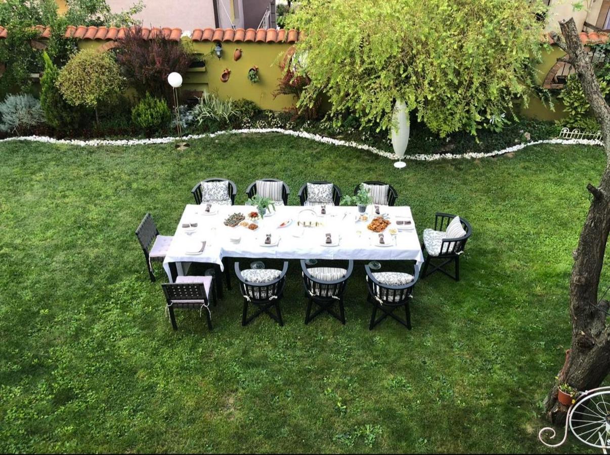 Lux Garden Home D Kumanovo Exterior foto