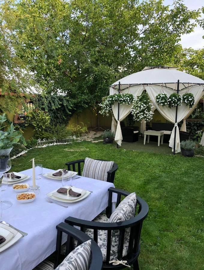 Lux Garden Home D Kumanovo Exterior foto